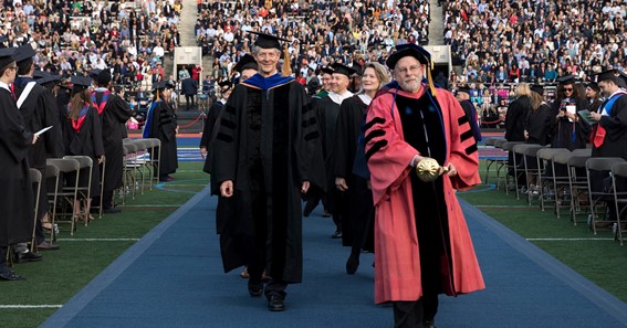 What Does the Faculty Wear to Graduation?
