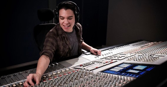 6 Steps To Becoming A Better Sound Engineer 