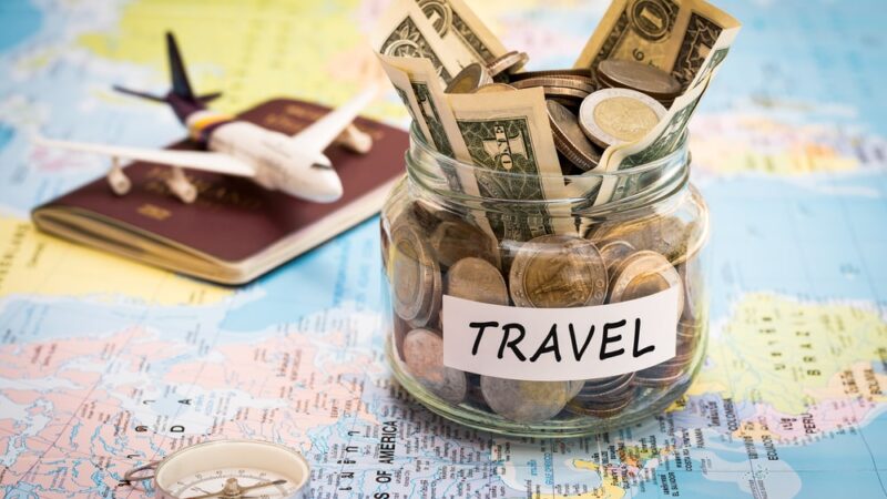 How To Save Money on Travelling